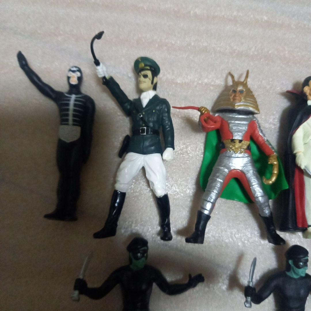 仮面ライダー の敵!ショッカー最高幹部と戦闘員フィギュア ７体セット✨