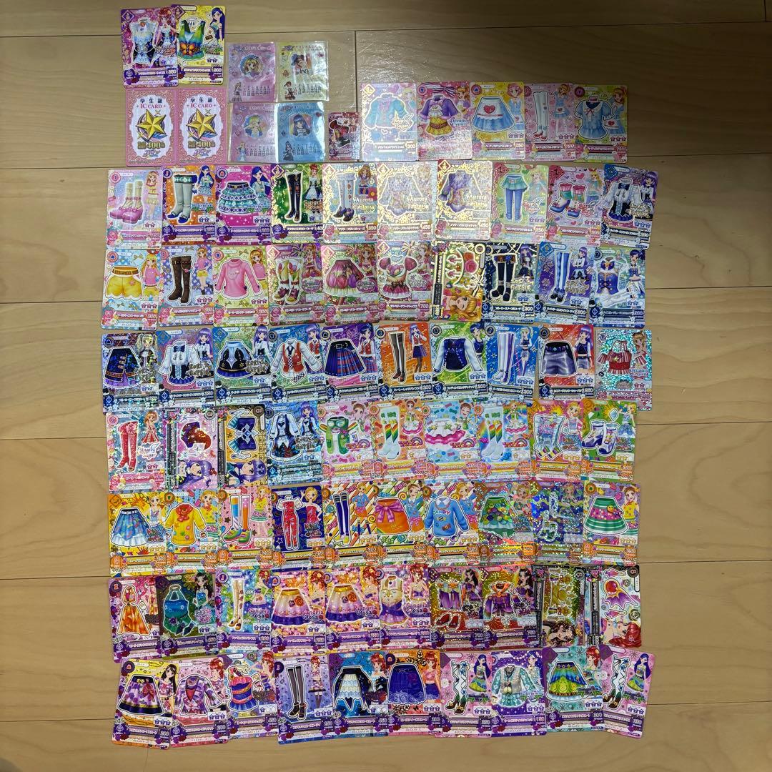 アイカツカード　➕カードケース　➕CD カードダスドットコム 公式サイト | 商品情報 - アイカツフレンズ