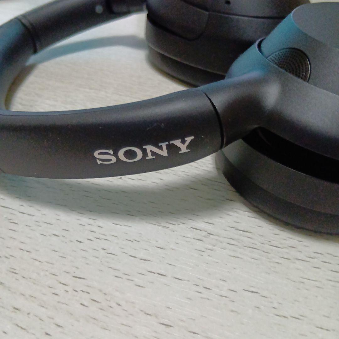 ブラック ワイヤレスヘッドホン オーバーイヤー型