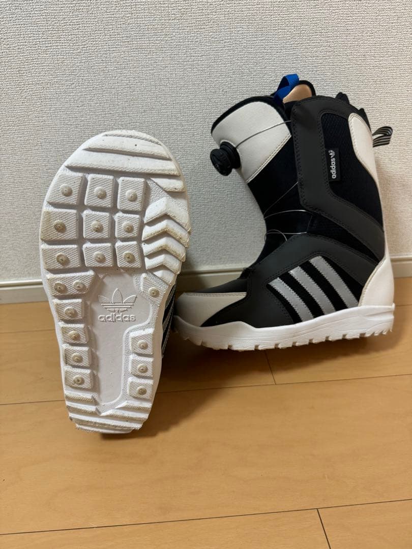 しげぞうさま専用　adidas スノーボードブーツ BOAシステム