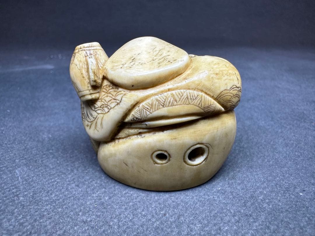 極上印籠根付天然素材置物古美術品 細密細工骨董アンティーク彫刻