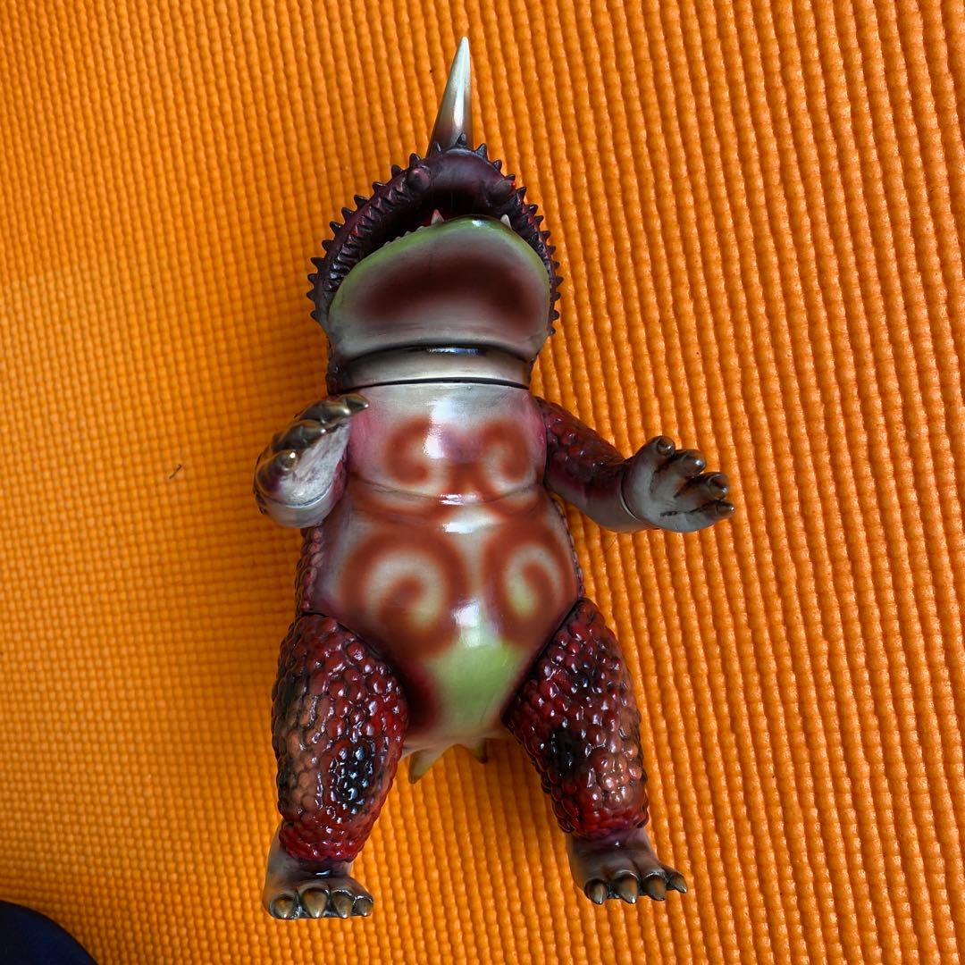 シカルナ工房　大ガマ　ソフビ