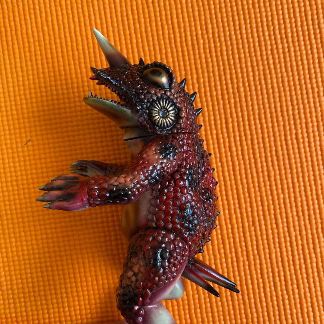 シカルナ工房　大ガマ　ソフビ