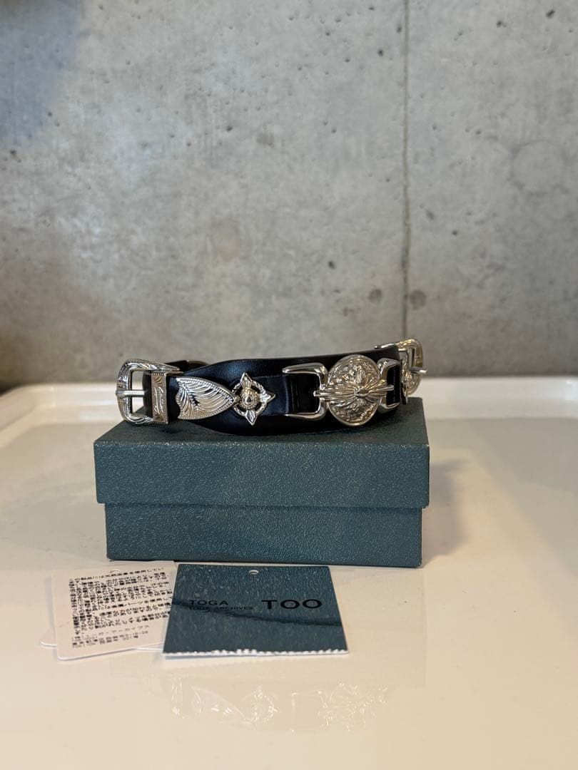 アクセサリー [TOGA TOO] Double buckle leather bangle
