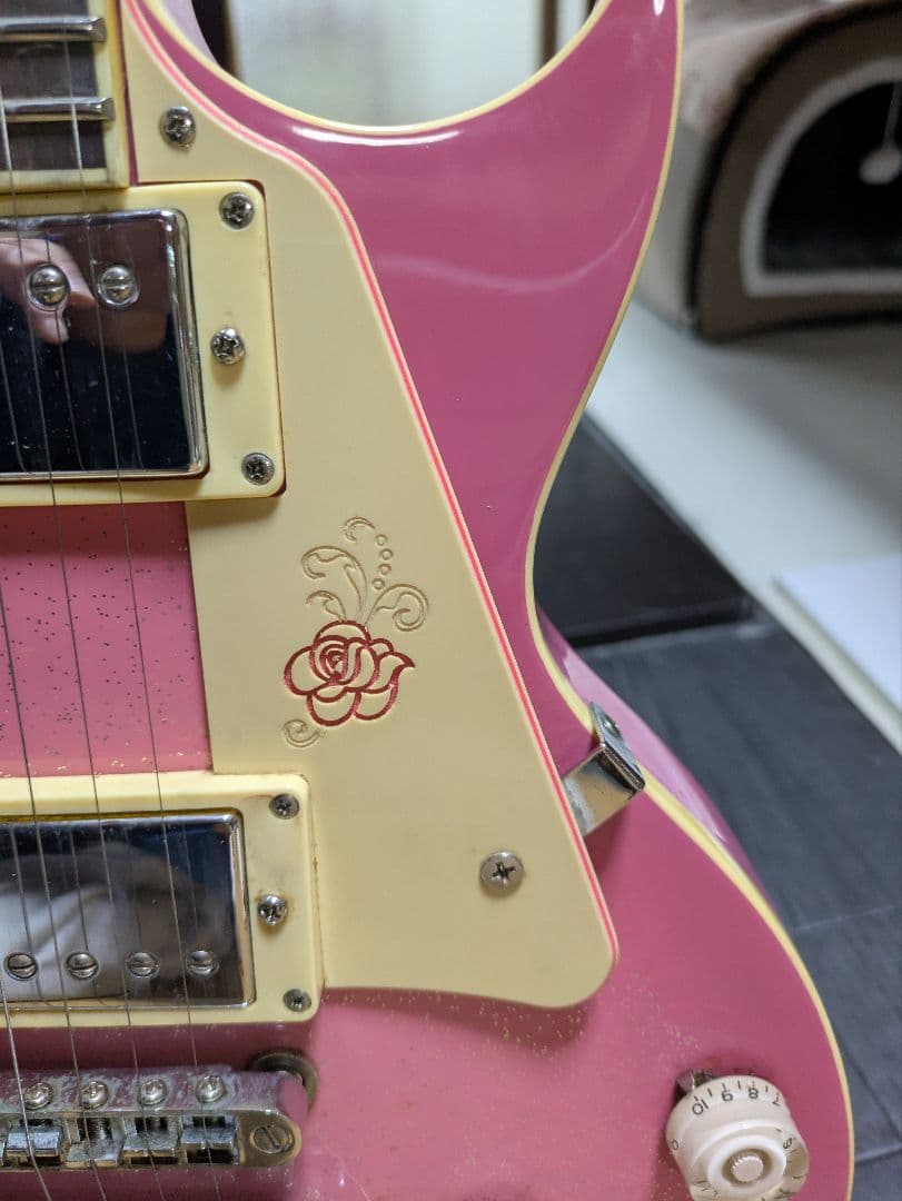 ジプシーローズ　ピンク レスポール　 エレキギター　ラメ入り　激レアギター