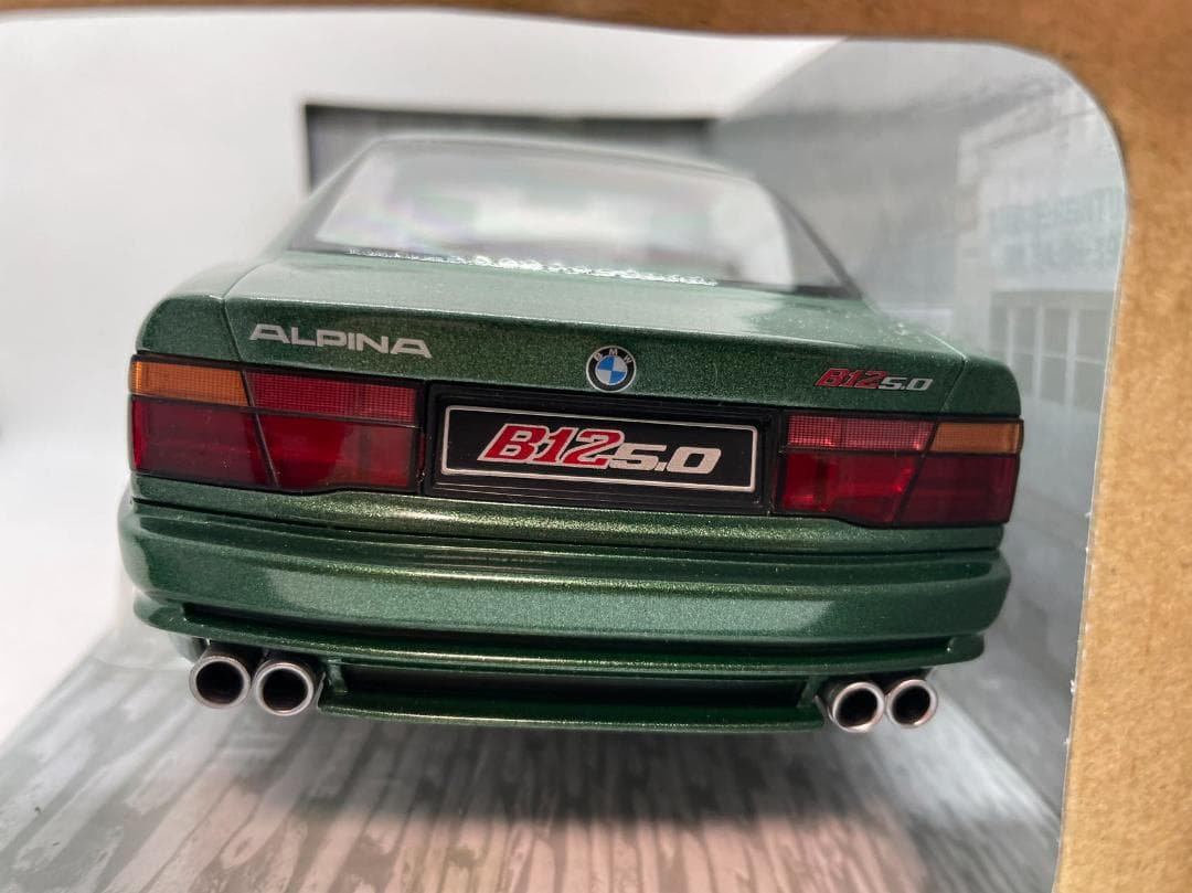 505-024 ソリド 1/18 アルピナ BMW ALPINA B12