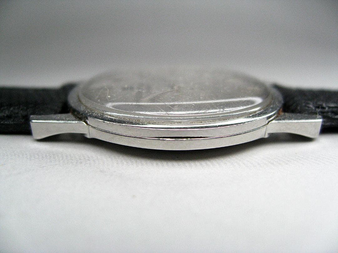 #ユニバーサル #ジュネーブ #842 101 #3102 040 #手巻き