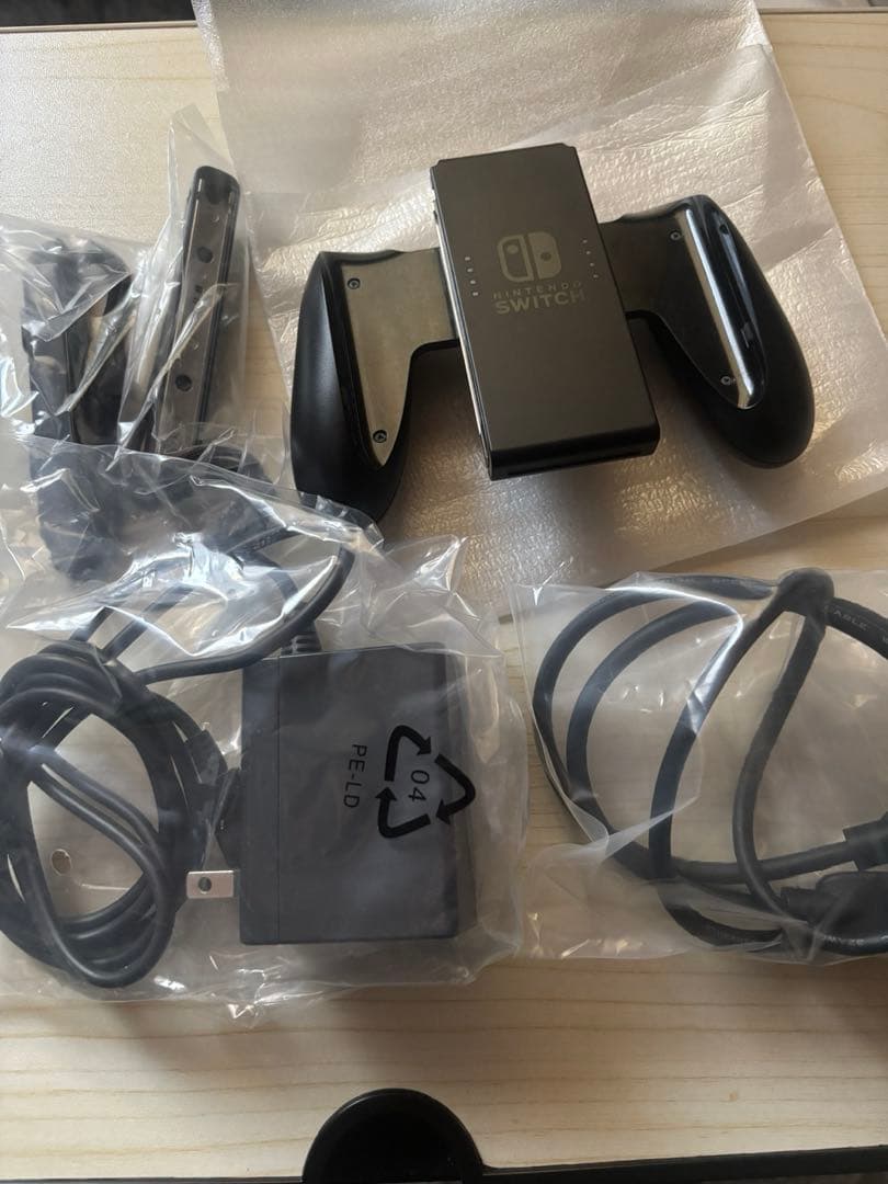 Switchグレー本体＋microSD128GB