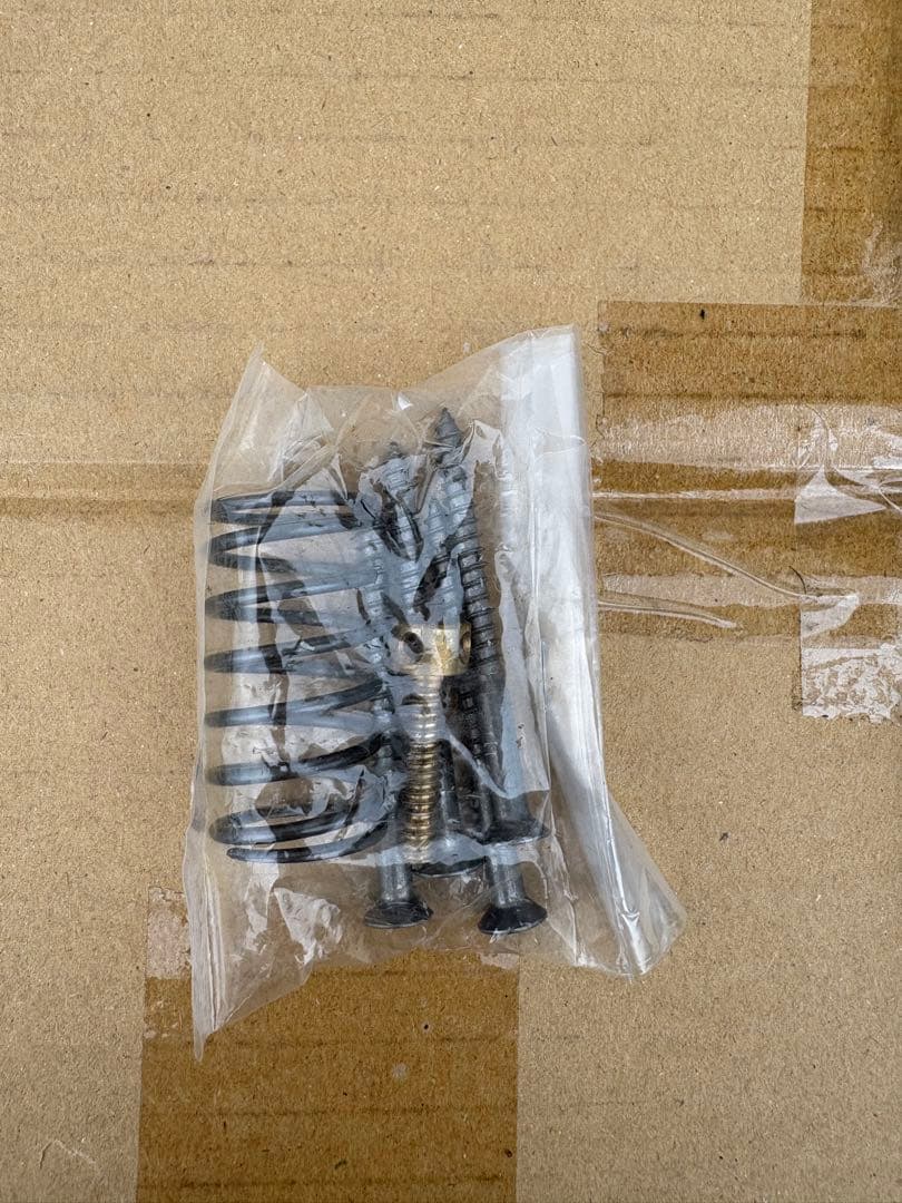 グランドピアノ ソステヌートペダル部品 2本ペダルから3本ペダルへ 調律