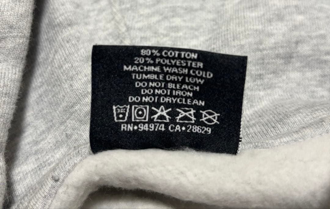 Stüssy グレー パーカー Mサイズ