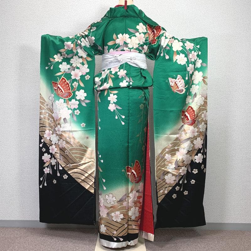 508z16〇仮絵羽 振袖 金彩 蝶々 桜 明るい緑〇美品 成人式