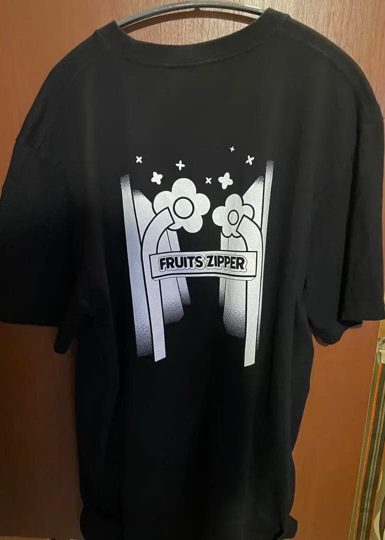 FRUITS ZIPPER 月足天音 Tシャツ 卸売り