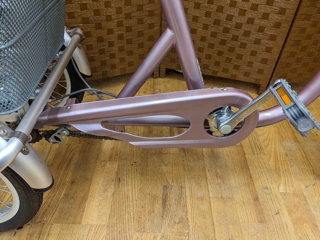 U028 三輪　自転車　スイング機能付き　Avec Vent