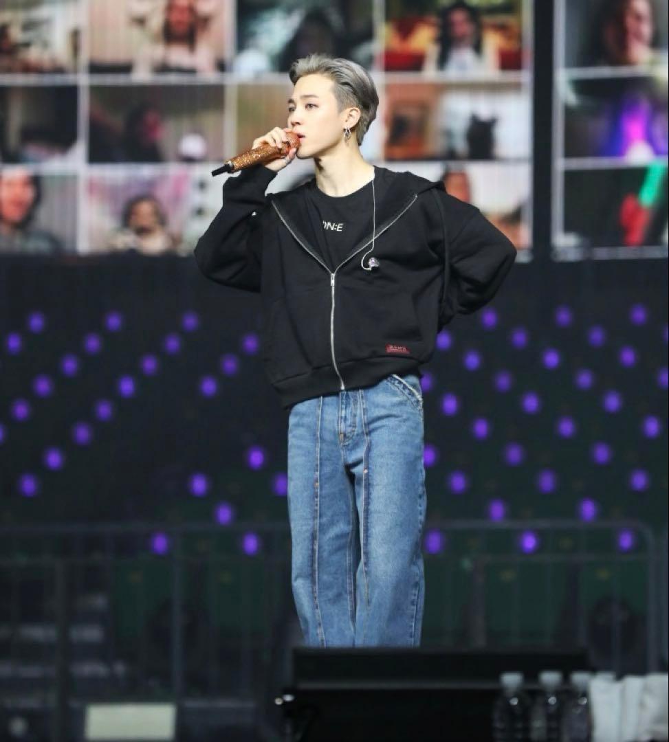 BTS MOS ON:E メンバー全員 着用 Tシャツ　新品　Lサイズ