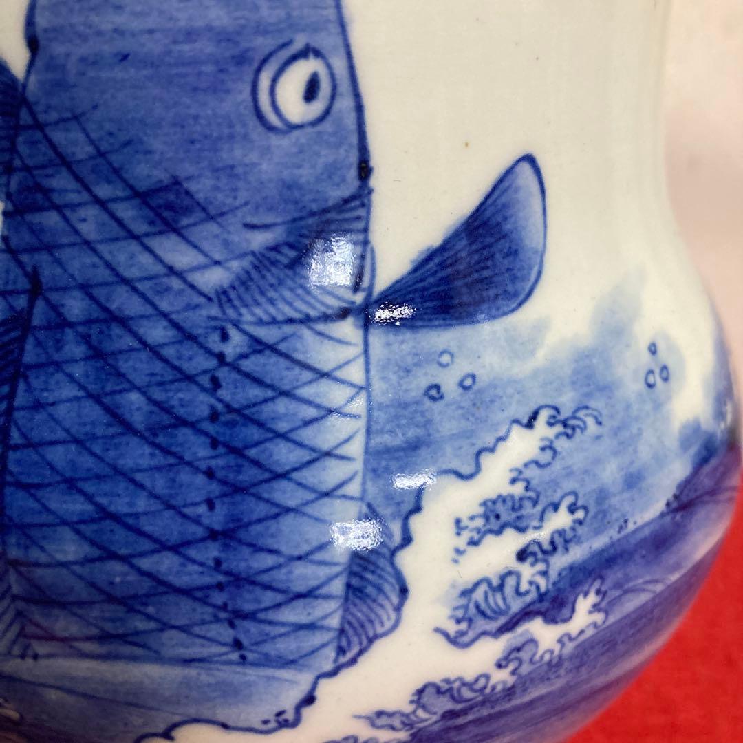 佐世保 平戸三川内焼 白磁鯉図水指（漆塗り蓋付き）