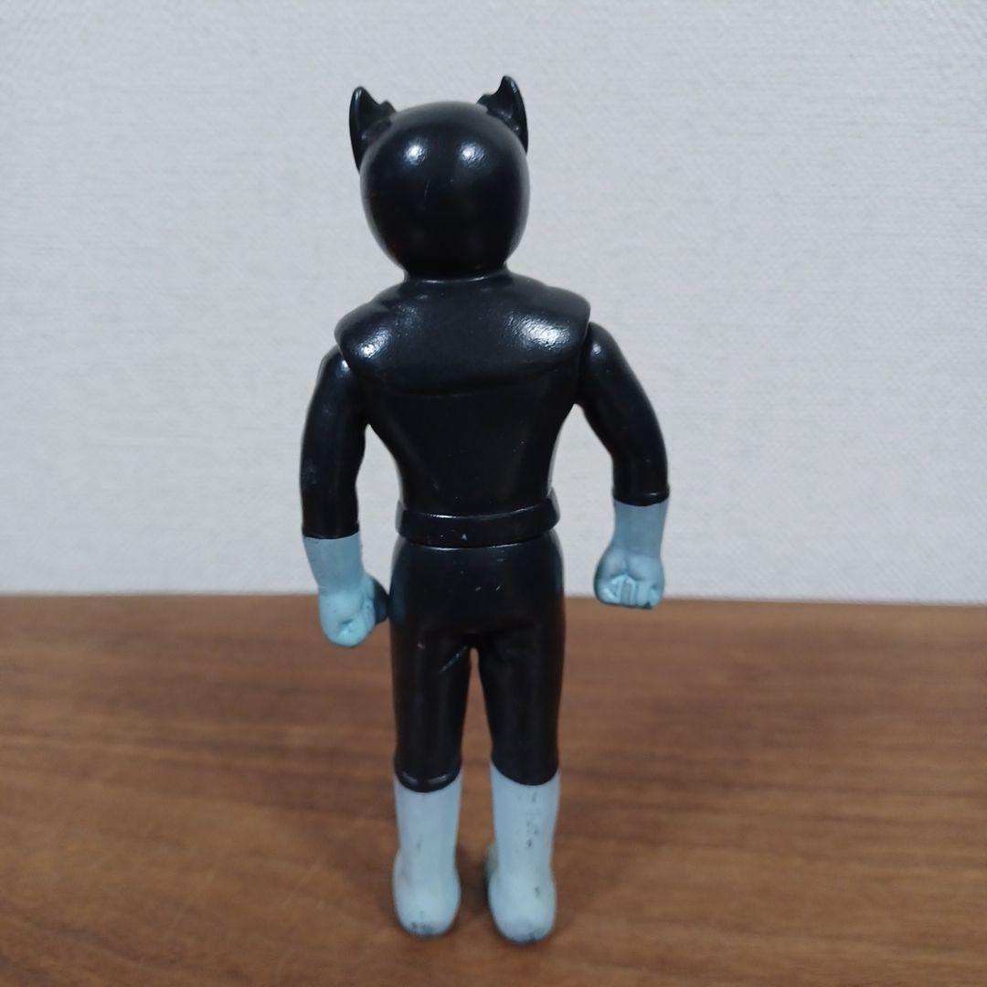 無版権 パチもの 「仮面ライダーストロンガー」風のソフ ビフィギュア