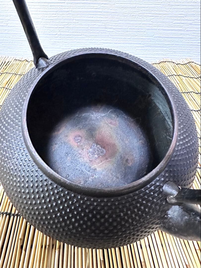 USED品 南部虎山工房造 18型アラレ 南部鉄瓶 南部鉄器 鉄瓶