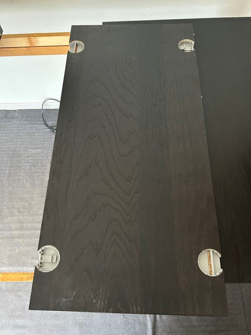 【たのめる便】イケア BJURSTA 伸長式ダイニングテーブル