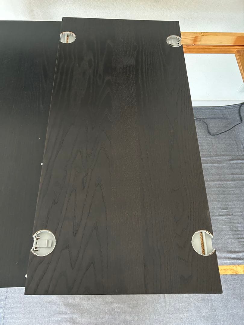 【たのめる便】イケア BJURSTA 伸長式ダイニングテーブル