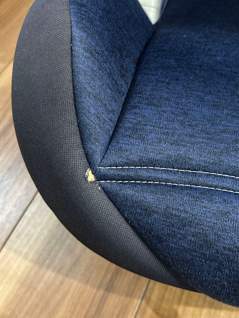 combi コンビ　セイブトレック　チャイルドシート