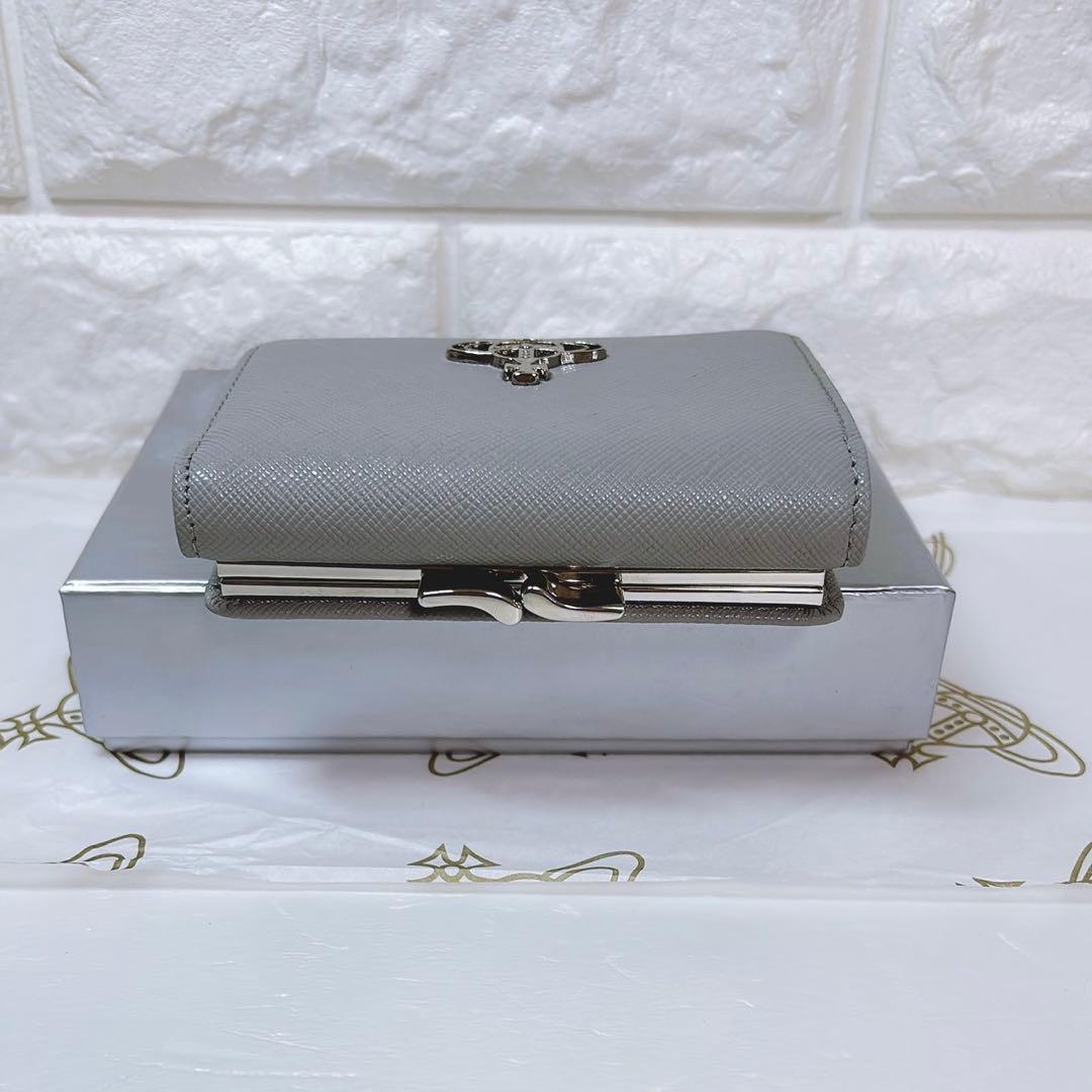ショッパー付き】新品 ヴィヴィアン・ウエストウッド 三つ折り財布