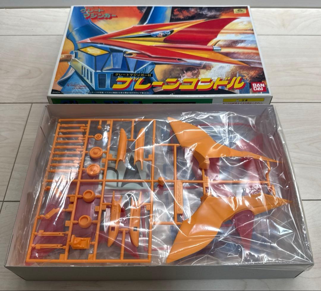 バンダイ　レア　絶版　プラモデルセット　おまけ付き