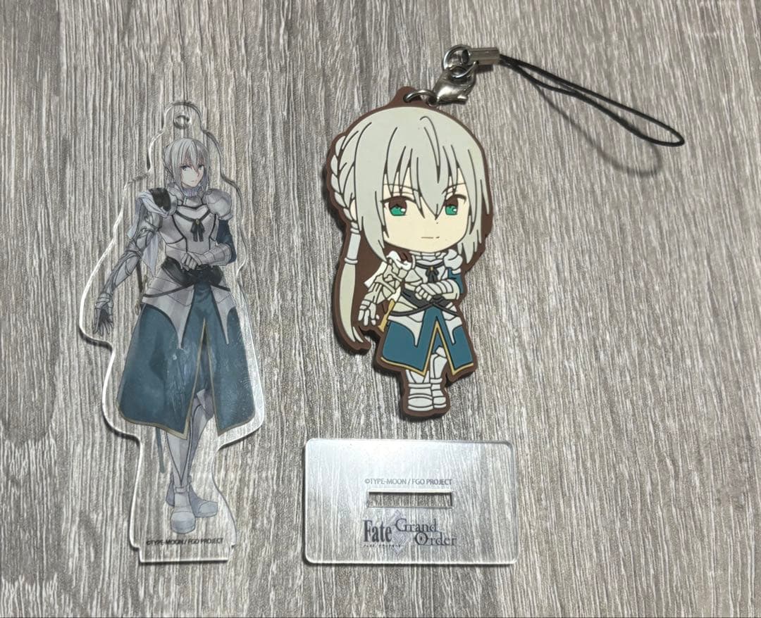 fgo fate ベディヴィエールセット アクスタ ラバーストラップ - メルカリ