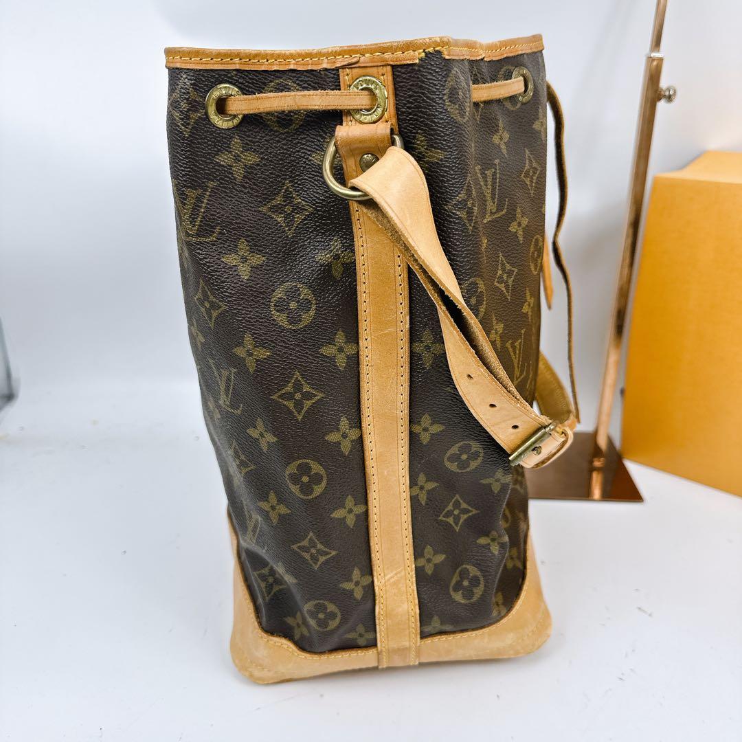 ルイヴィトン　モノグラム　ノエ　巾着　ショルダーバッグ