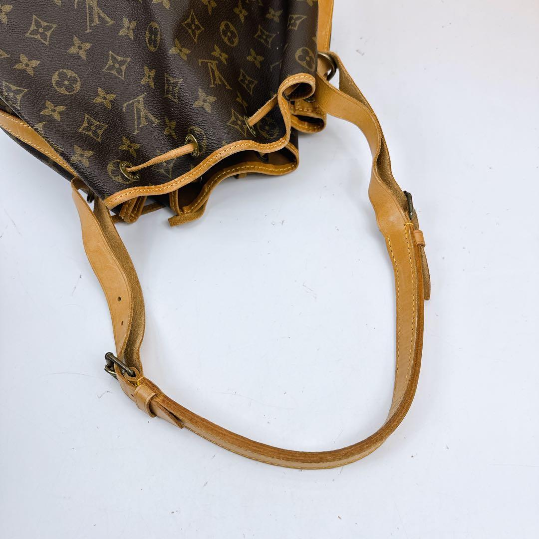 ルイヴィトン　モノグラム　ノエ　巾着　ショルダーバッグ