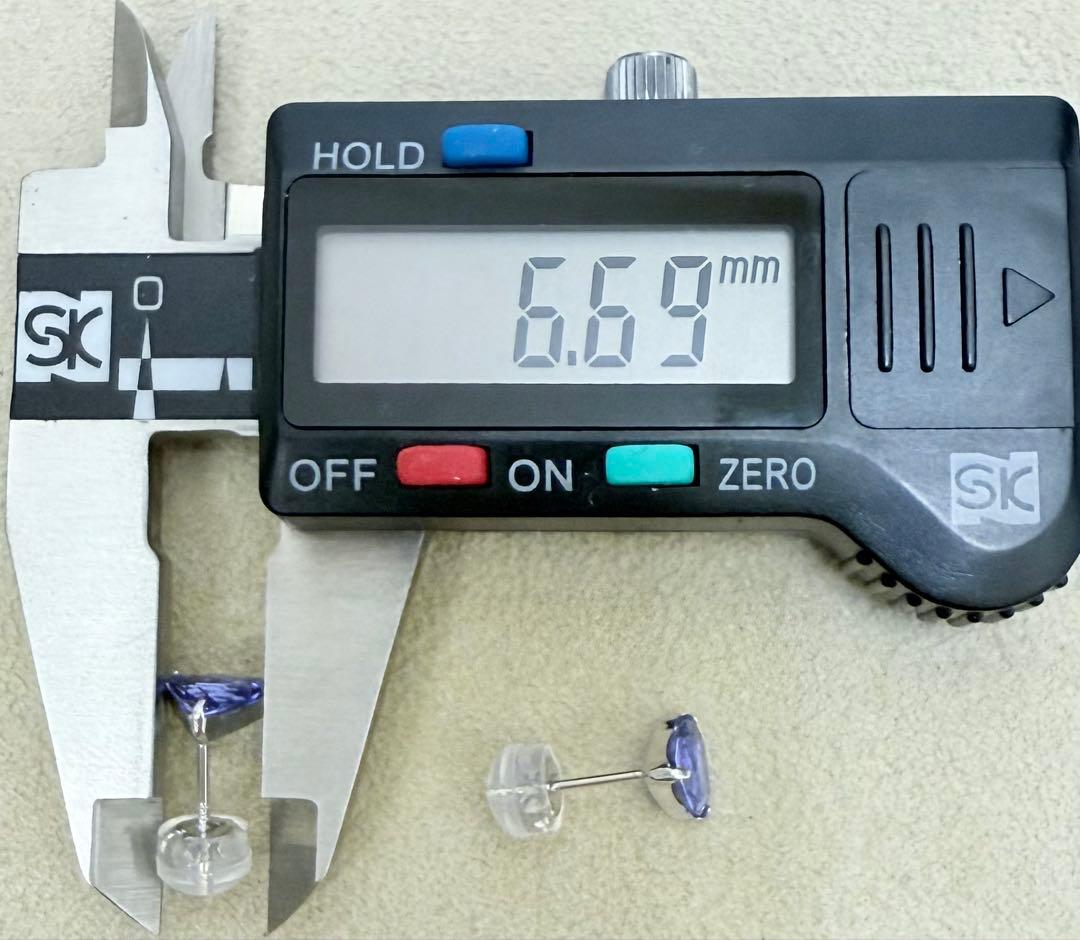 極美品！　タンザナイト　1.33ct Pt ピアス（274424）