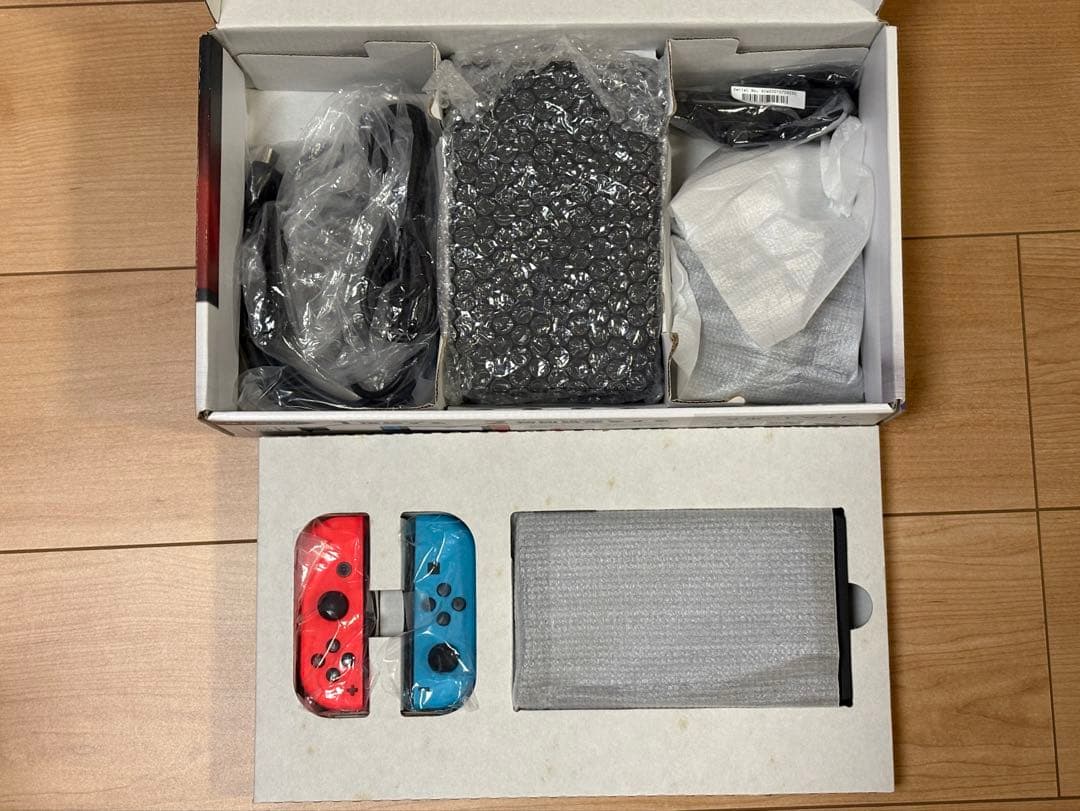 任天堂Switch 中古品　箱あり
