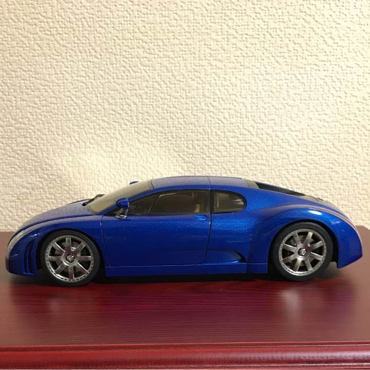 1/18 ブガティシロン超希少車