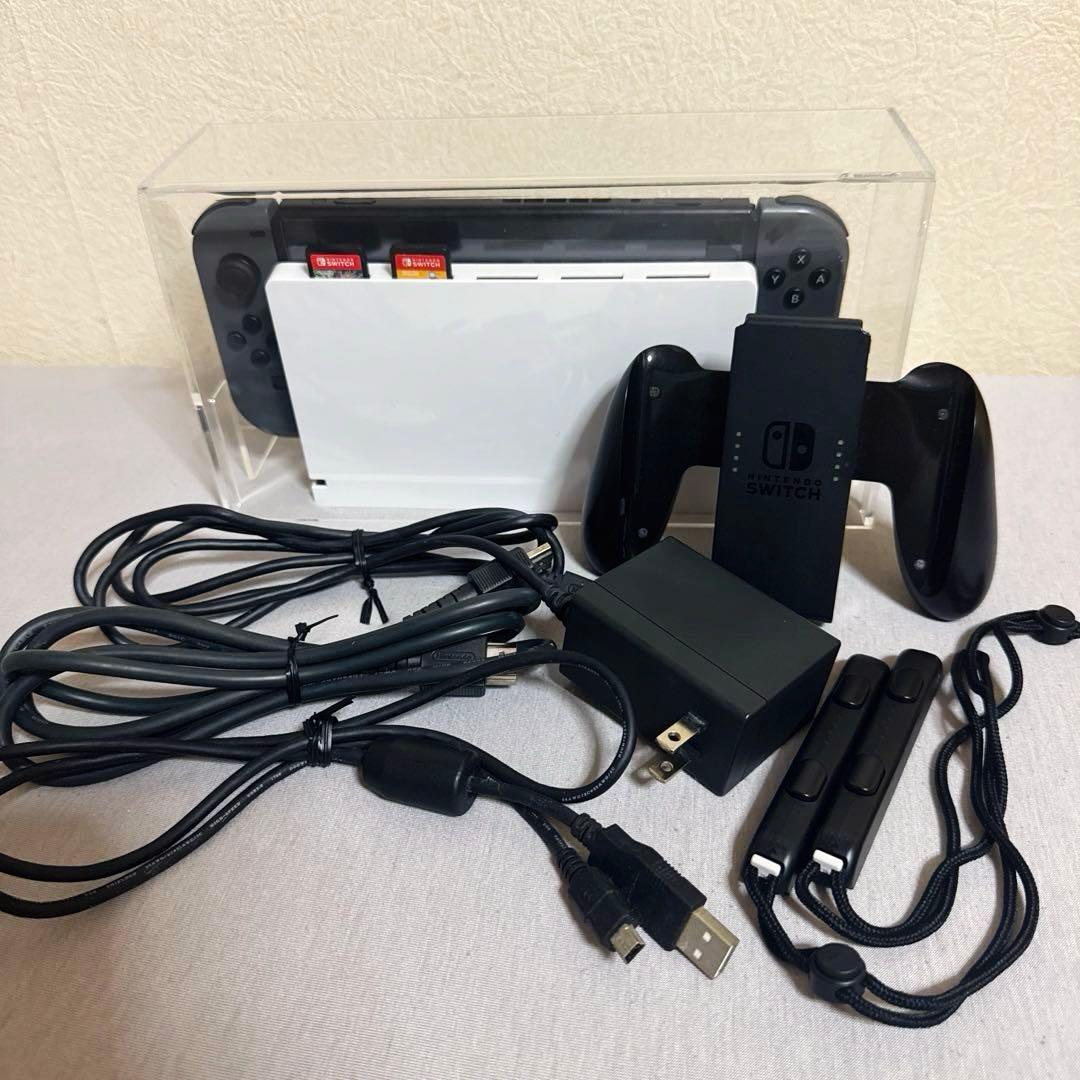 【美品】Nintendo Switch 本体 (付属品付)
