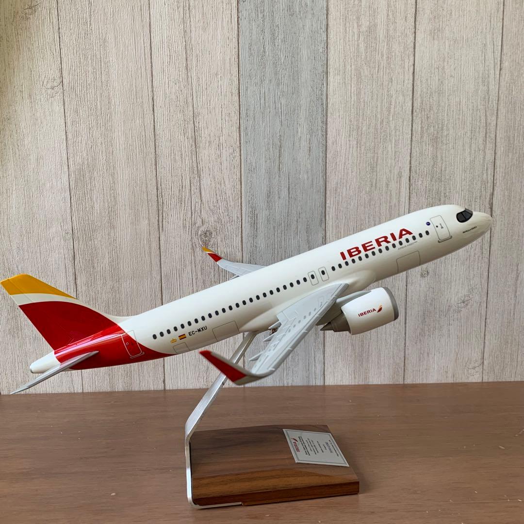 Iberia PACMIN A320 1/100 航空機・ヘリコプター Iberia PACMIN A320 1