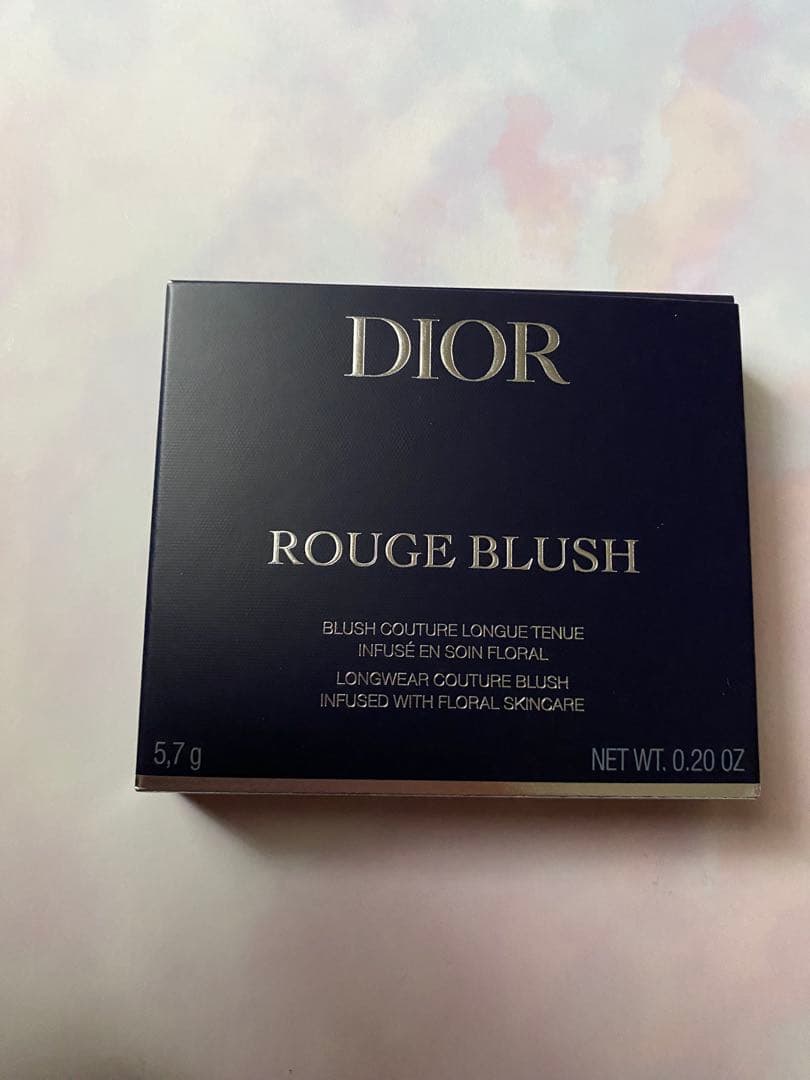 ディオールスキン ルージュブラッシュ 388 トリオンフサテン 未開封新品