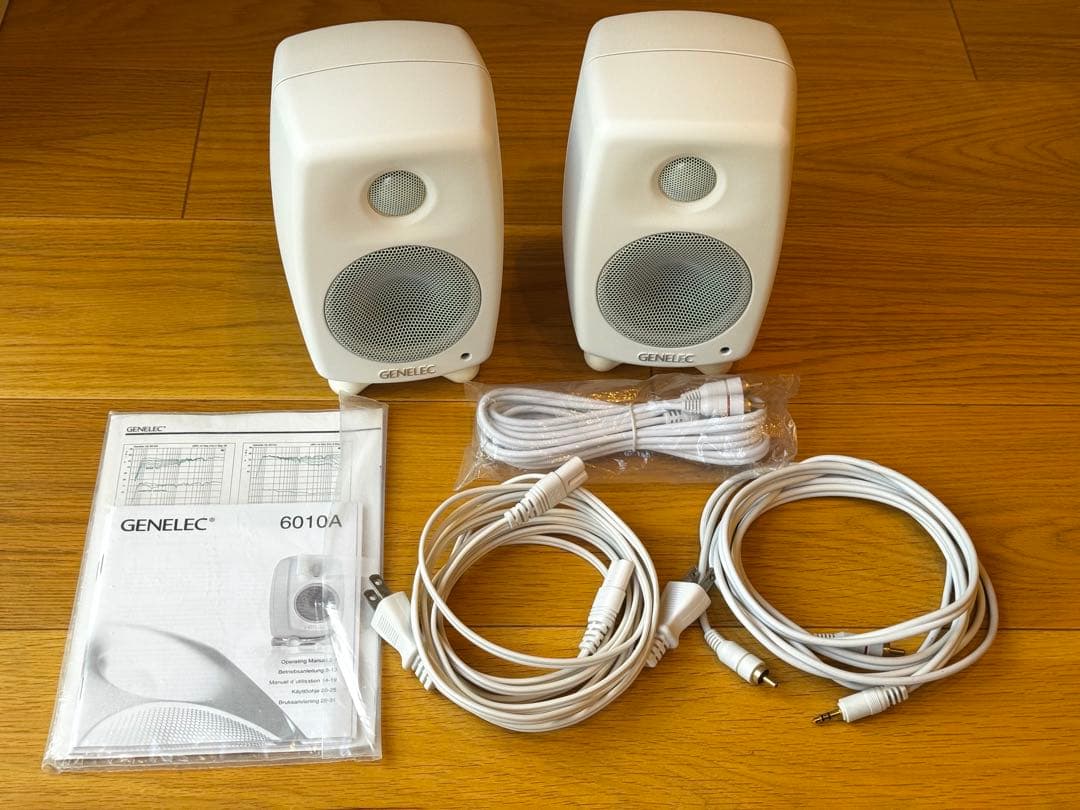 GENELEC 6010A アクティブスピーカーペア　ホワイト