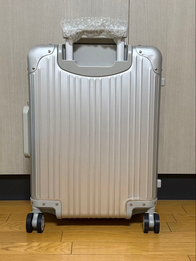 メルセデスベンツ アルミスーツケース シルバー キャリーケース - メルカリ