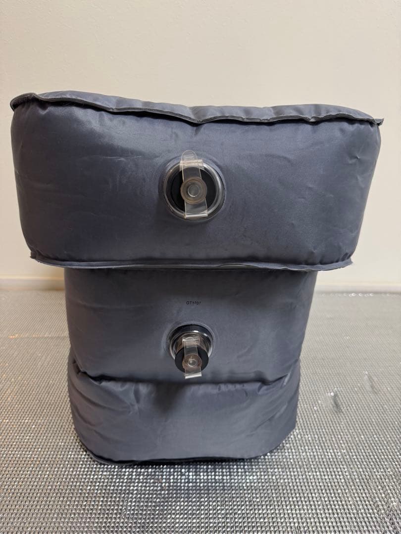 FLY-TOT エアフットレスト グレー FLYToT フライトット フットレスト