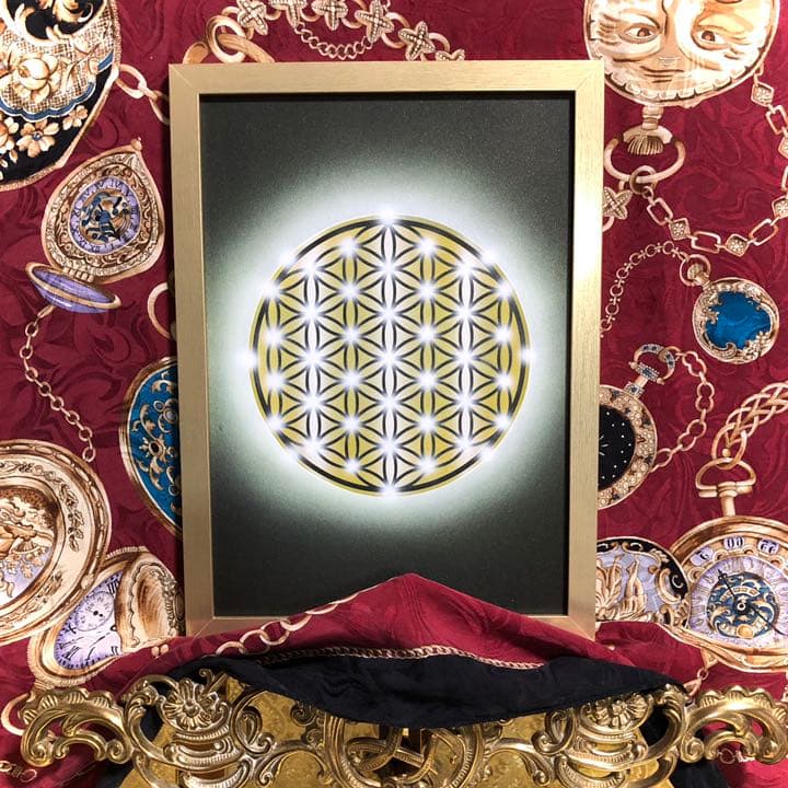 神聖幾何学模様フラワーオブライフ 金運アップに特化した金色生命の花