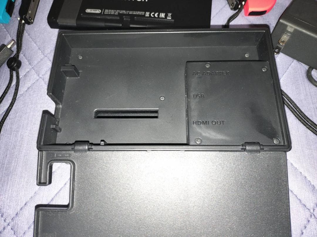 Nintendo Switch 本体 青 赤 箱無し 付属品完備