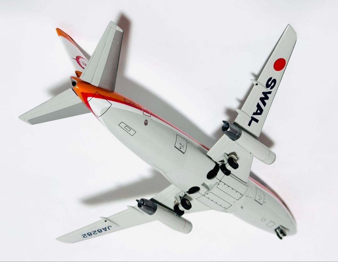 JTA商事 1/200 B737-200 南西航空SWAL ダイキャストモデル