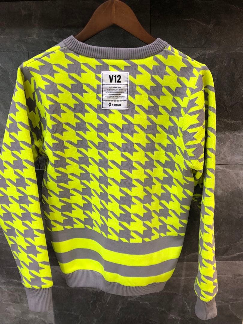 yuna画面V12 ニット　レディースMサイズ