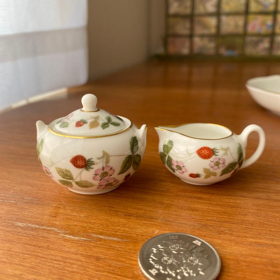 ウェッジウッド ミニチュア ティーセット コーヒーセット 黒壺