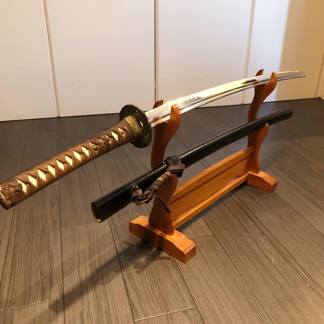 高級模造刀　高級居合刀　樋入り刀身　優波紋　亜合金刀身　居合刀