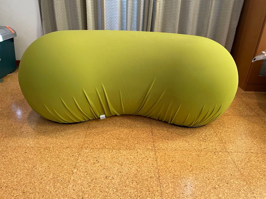 タトビーン　バレリイタリア　スツール