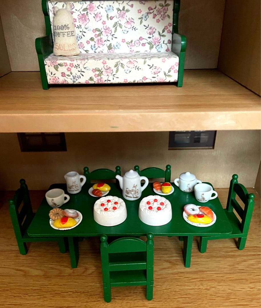 シルバニアファミリー」初代 初期 赤い屋根のお家&小物セット 計32点