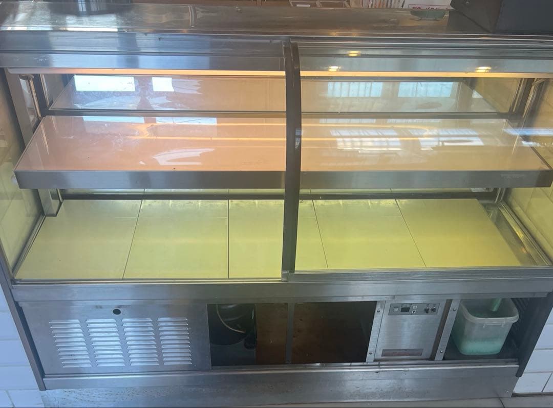 冷蔵ショーケース 中型 ステンレス製