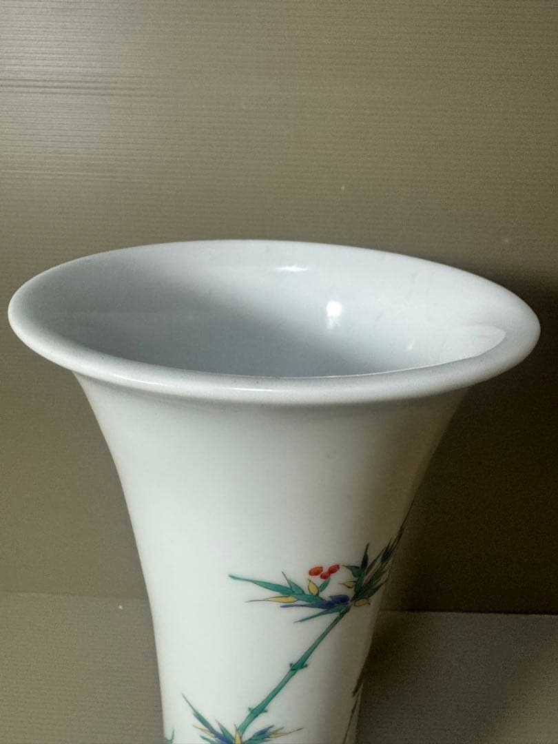 2141 其泉 色絵岩牡丹 梅竹文 花瓶