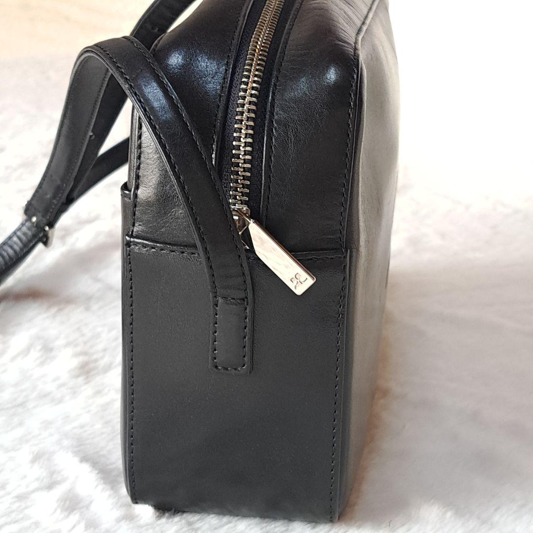 希少　クレージュ　レザー　ショルダーバッグ　BIGロゴ　型押し　ヴィンテージ