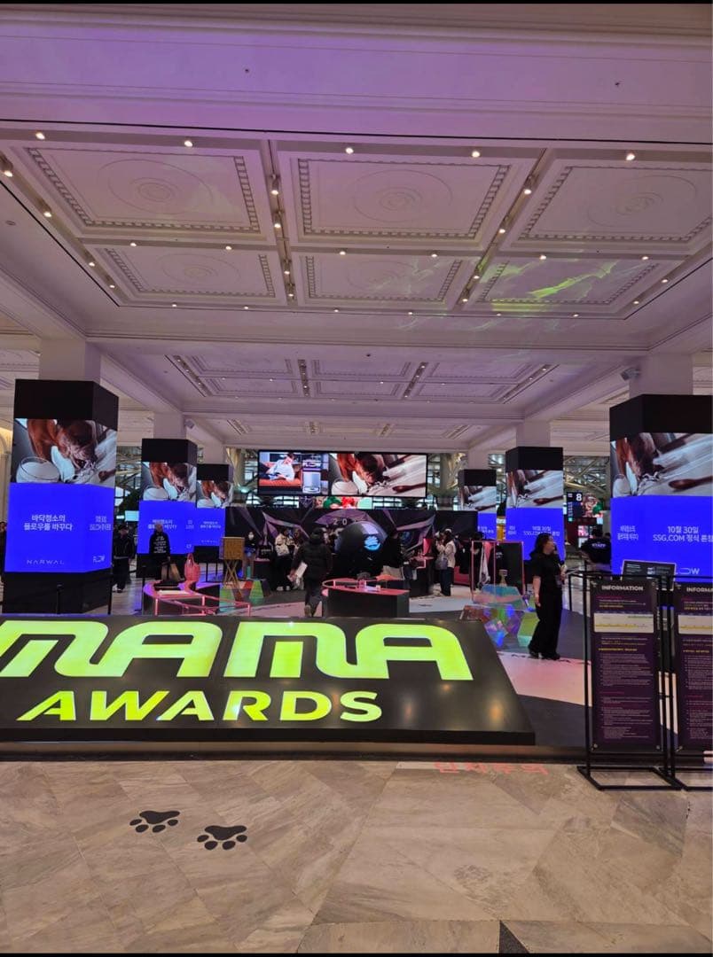 ジードラゴン　peacemamaone 韓国 popup限定　ジヨン　Tシャツ